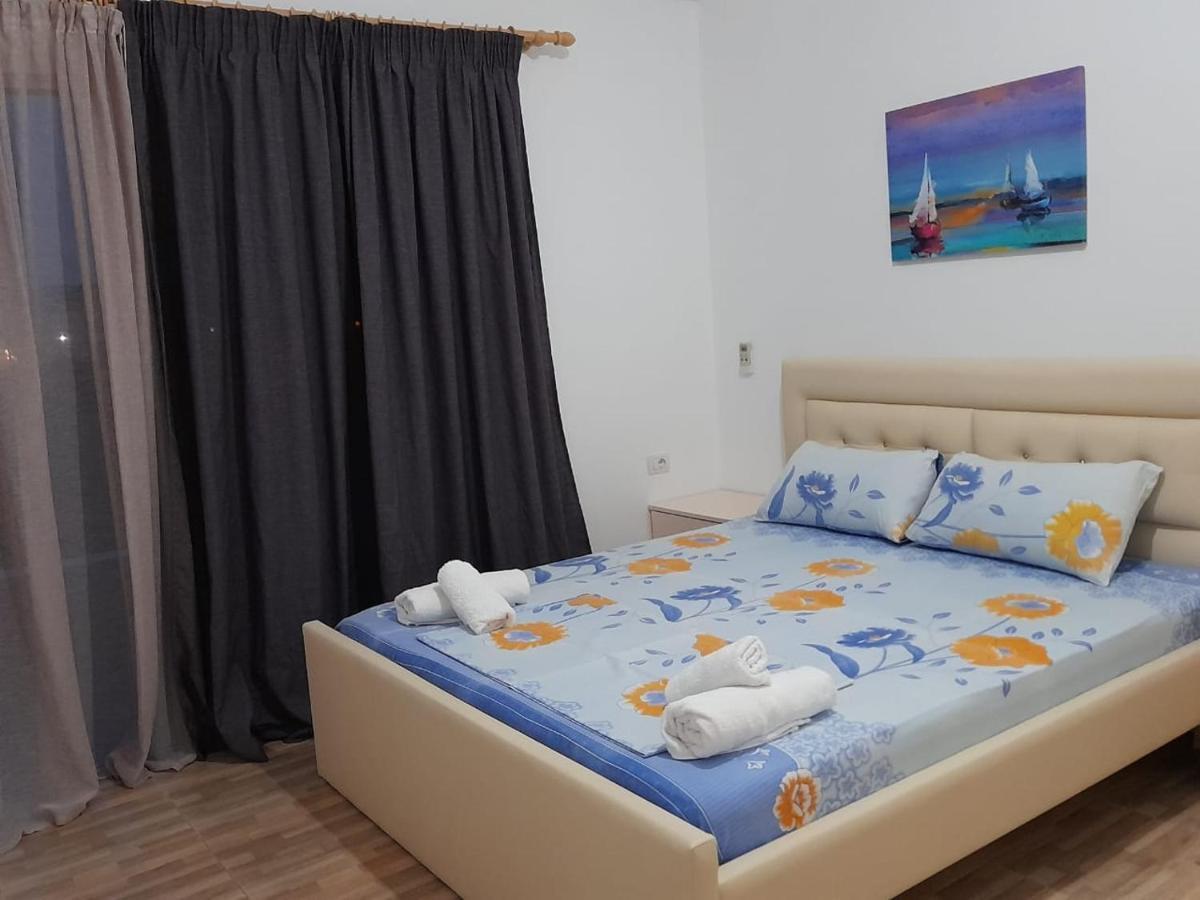 Guesthouse Xhimi Ksamil Buitenkant foto