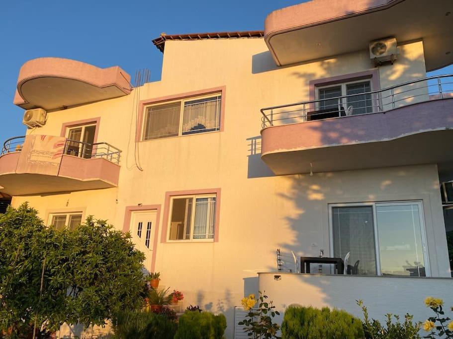 Guesthouse Xhimi Ksamil Buitenkant foto