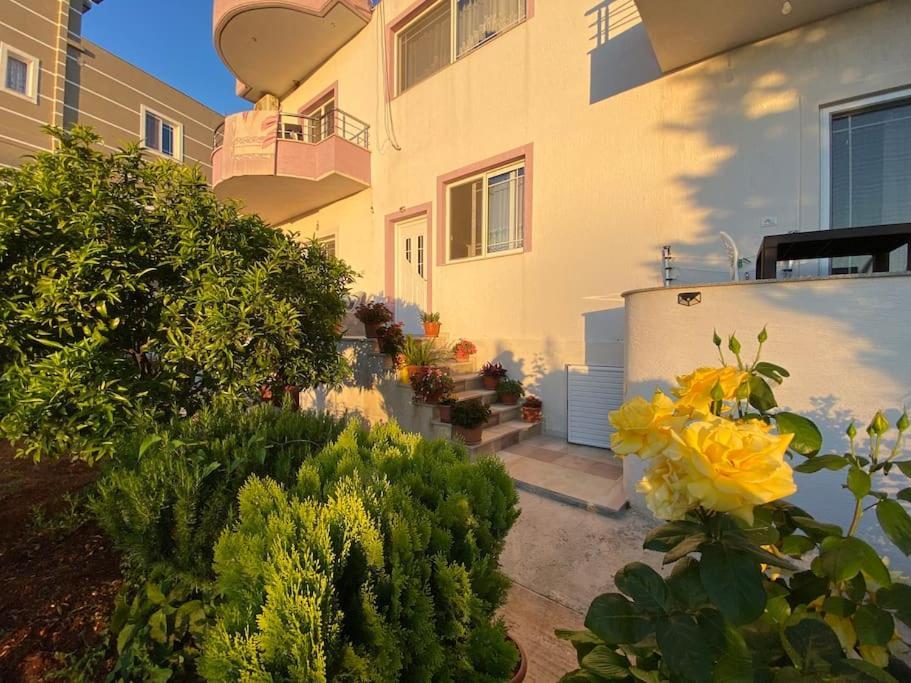 Guesthouse Xhimi Ksamil Buitenkant foto